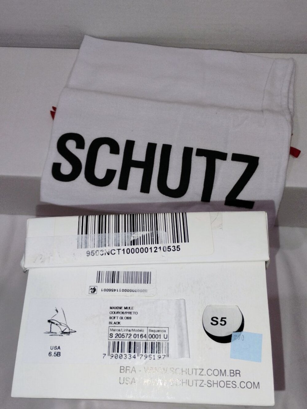 Schutz Women's Maxine Stiletto Mule Sandals Heels Size 6.5 Black - Picture 8 of 8